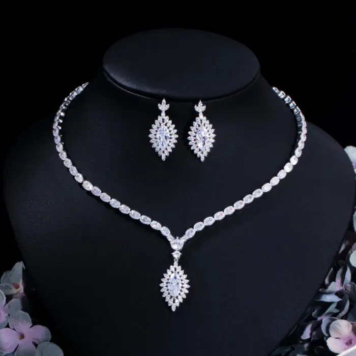 Buy Attractive Diamond Necklace and Earrings Set Online | ORRA